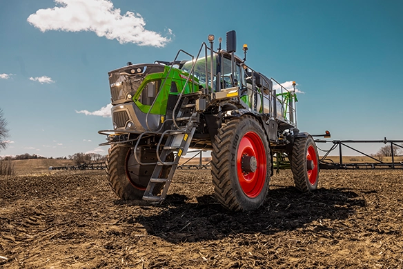 Save now with great financing deals on Fendt Rogator sprayers.